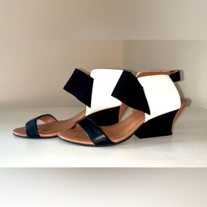 Black & White Wedge Sandals sz 39